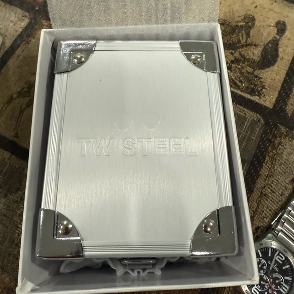 TW Steel TW301 Canteen Chronograph - Picture 5 of 6